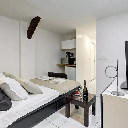 373 Suite Suzanne - Superbe Appartement A Paris Exterior photo